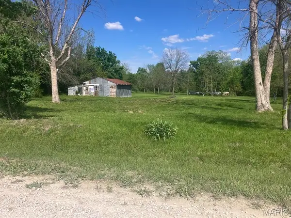 29276 252nd, Durham, MO 63438