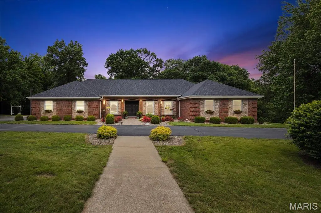 34 Siesta Drive, Hannibal, MO 63401 - Image #1