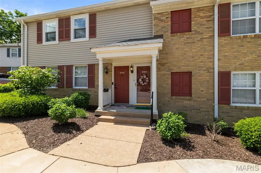 9106 W Swan Circle, Saint Louis, MO 63144 - Image #3