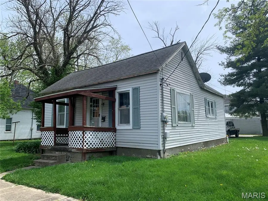 602 E Washington Avenue, Greenville, IL 62246 - Image #2