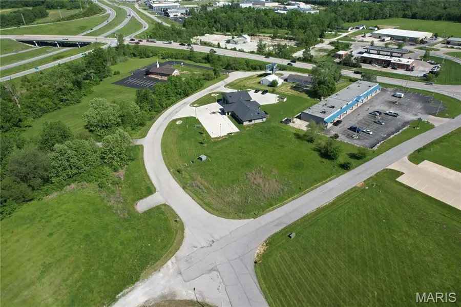 191 Gracie Lane, Moscow Mills, MO 63362 - Image #2