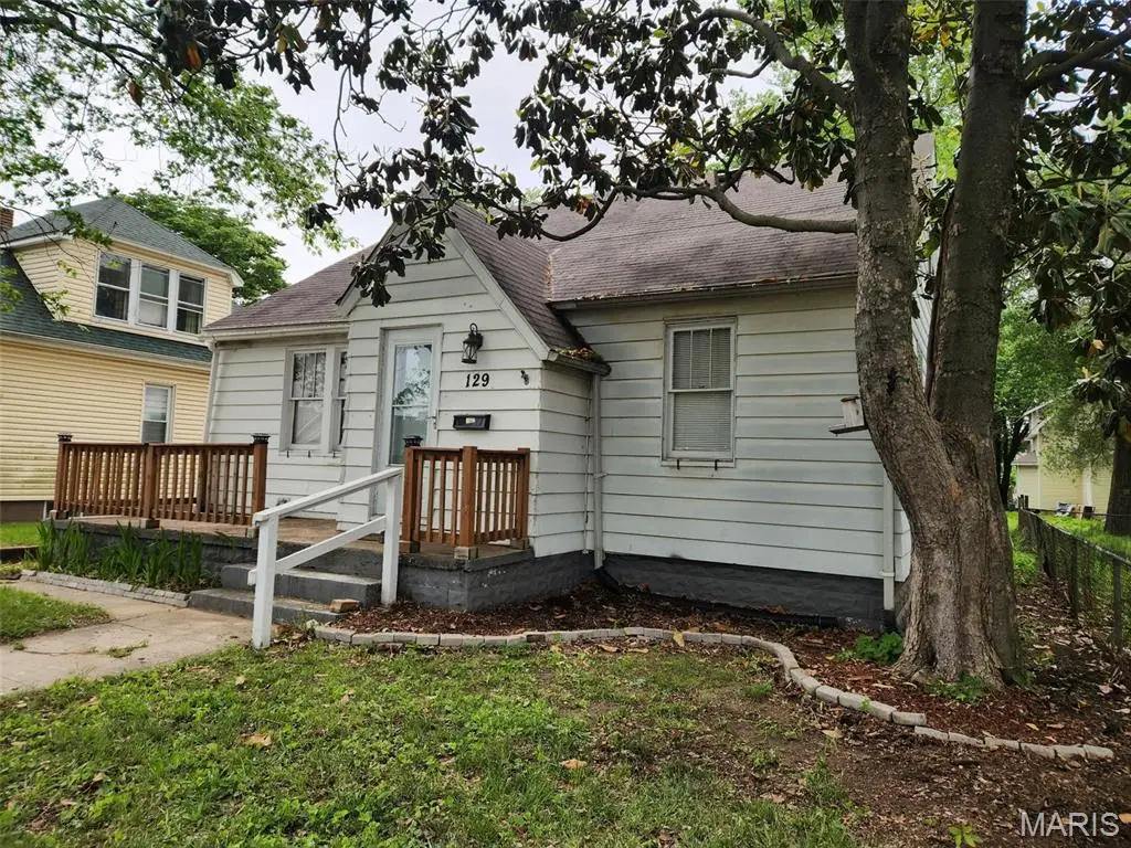 129 N Pence Street, East Alton, IL 62024 - #1