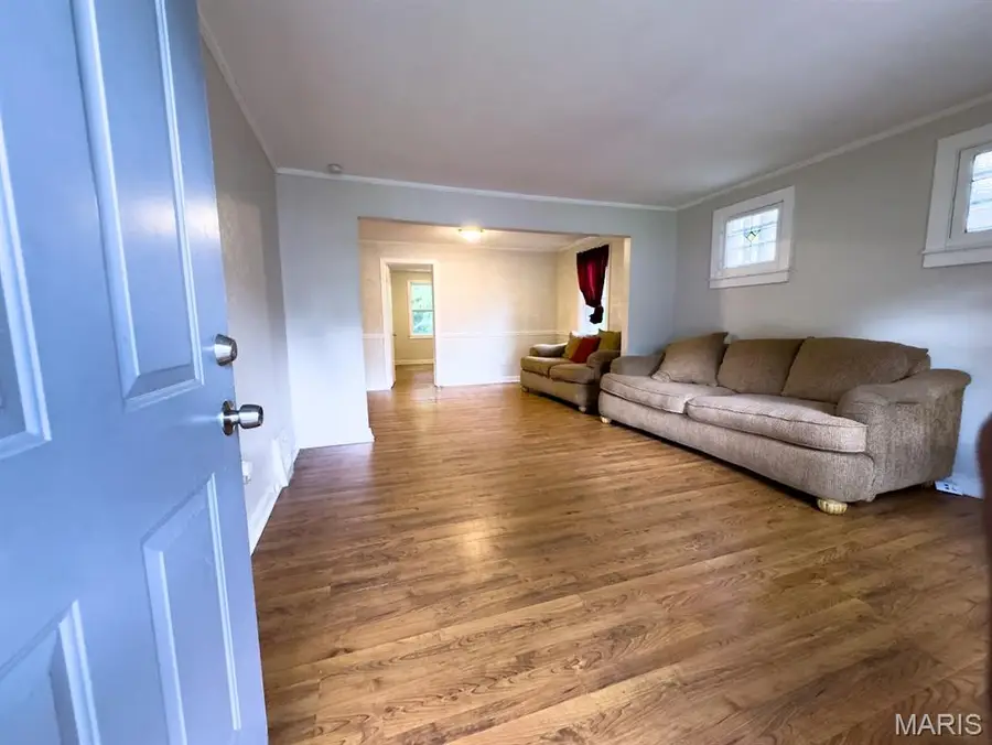 7043 Theodore Avenue, Jennings, MO 63136 - Image #3