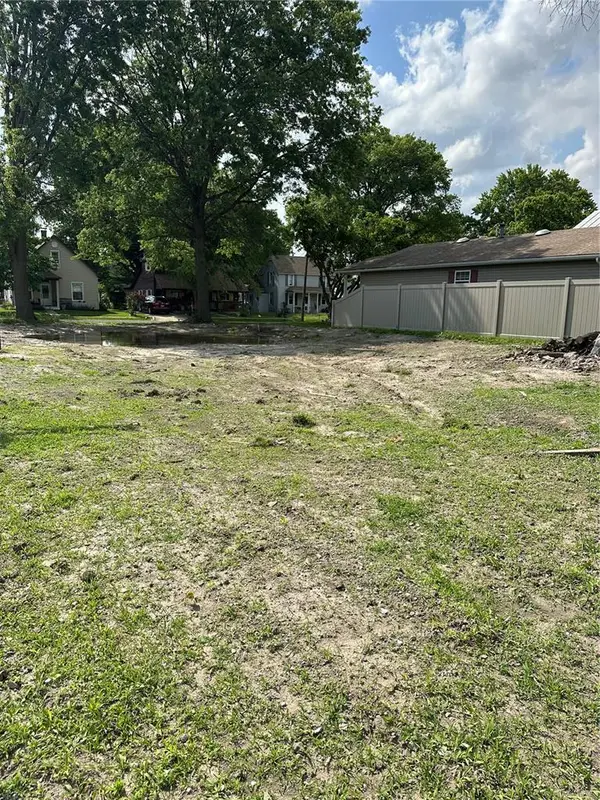 400 Napolean, St Jacob, IL 62281