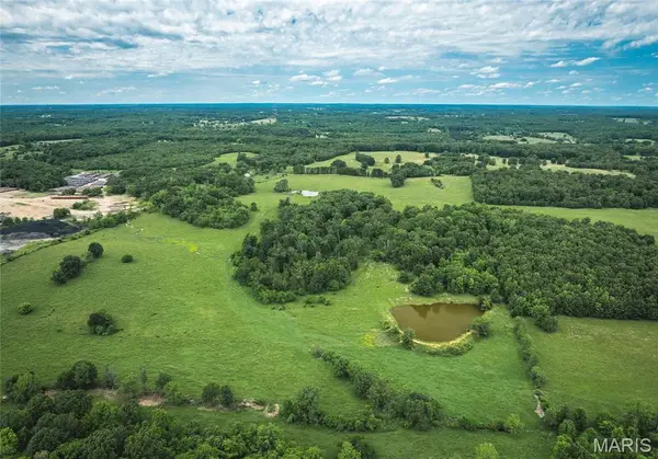 9815 County Road 2780, Unincorporated, MO 65548