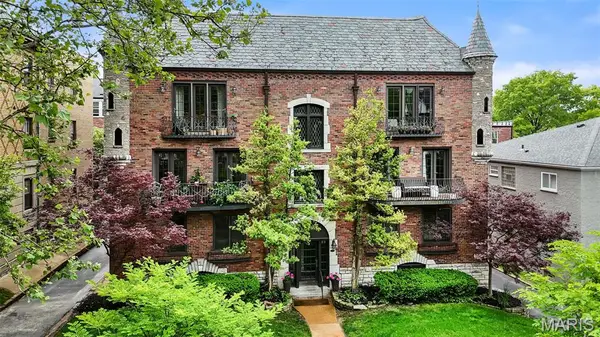 7520 Buckingham Drive #1W, St Louis, MO 63105