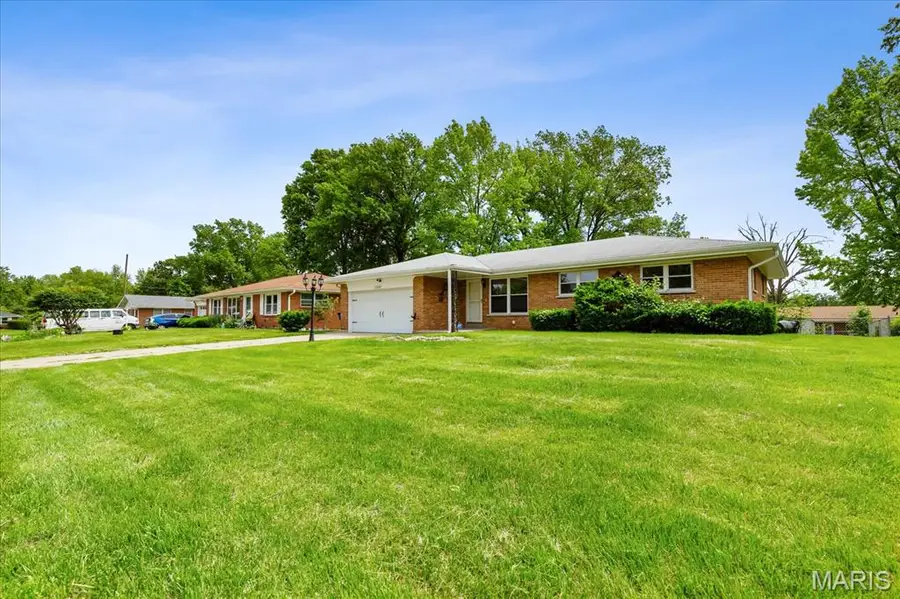 11550 Rock Hampton Drive, Spanish Lake, MO 63138 - Image #3