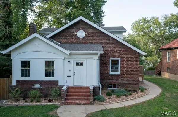 40 Sunset Court, Pasadena Park, MO 63121