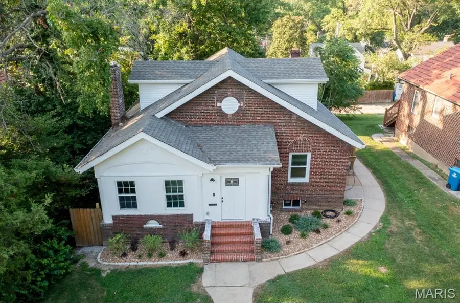 40 Sunset Court, Pasadena Park, MO 63121 - Image #2