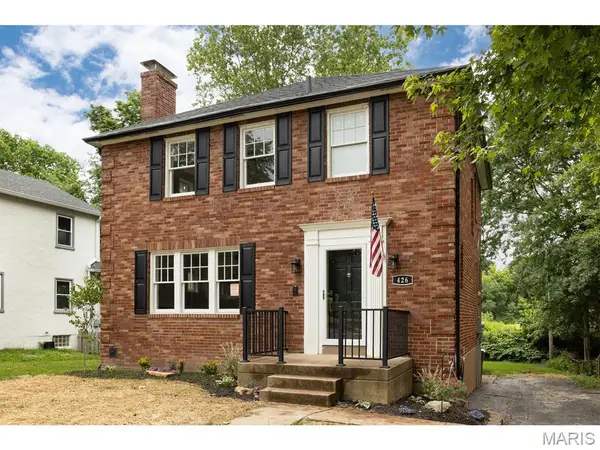 426 Pasadena Avenue, Webster Groves, MO 63119