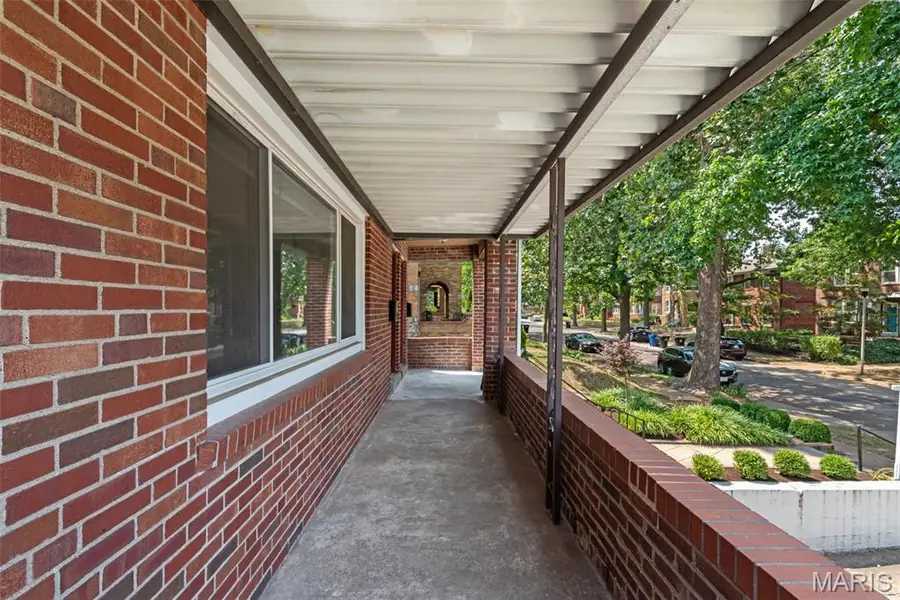 7124 Amherst Avenue, Saint Louis, MO 63130 - Image #2