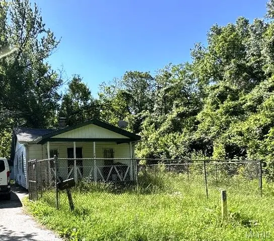 462 N 83rd Street, East Saint Louis, IL 62203 - Image #2