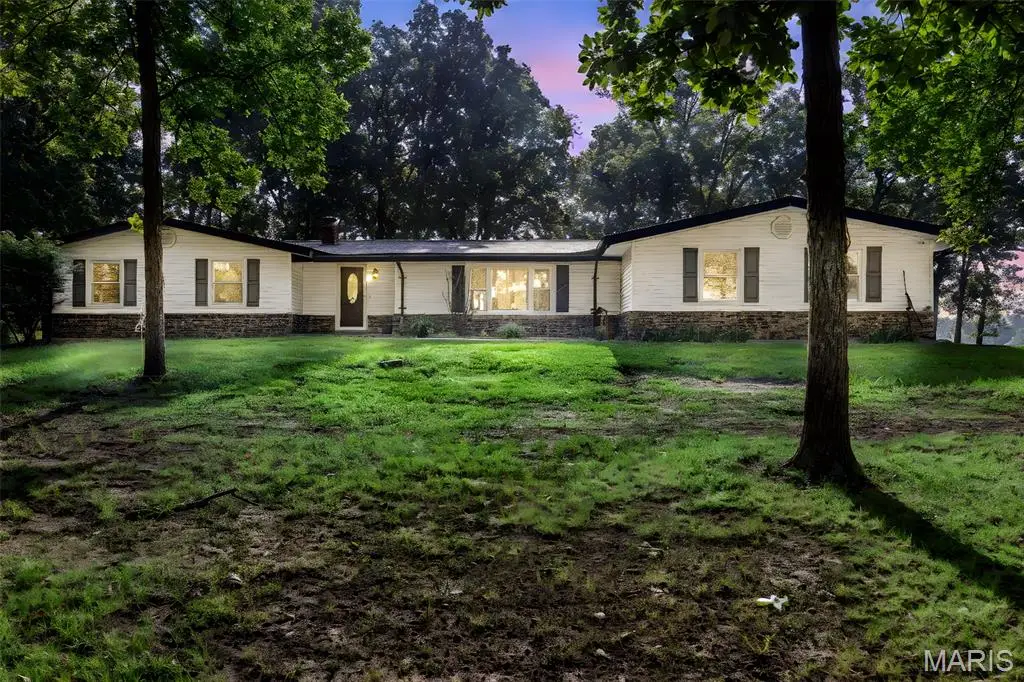 2850 S Highway W, Winfield, MO 63389 - Image #1