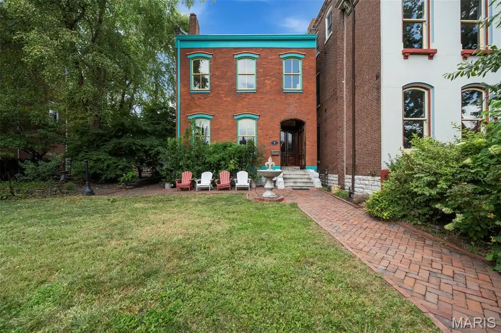 2341 S 12th St, Saint Louis, MO 63104 - Image #1