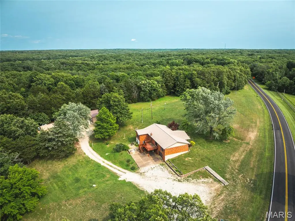 4393 Highway Dd, Cuba, MO 65453 - Image #1