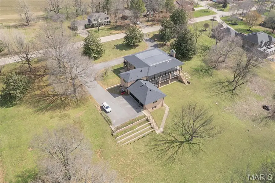 305 Ridge Drive, Sikeston, MO 63801 - Image #2