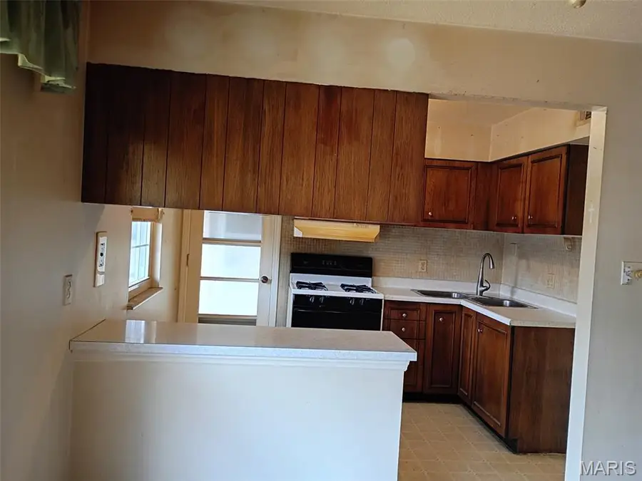 2065 Carefree Lane #G, Florissant, MO 63033 - Image #3