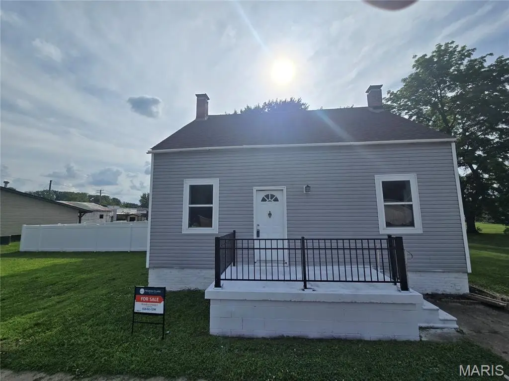 923 S High Street, Belleville, IL 62220 - Image #1