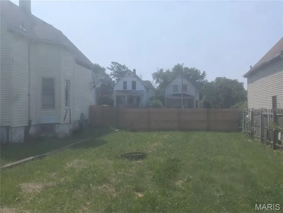 4737 Beacon Avenue, Saint Louis, MO 63120 - Image #3