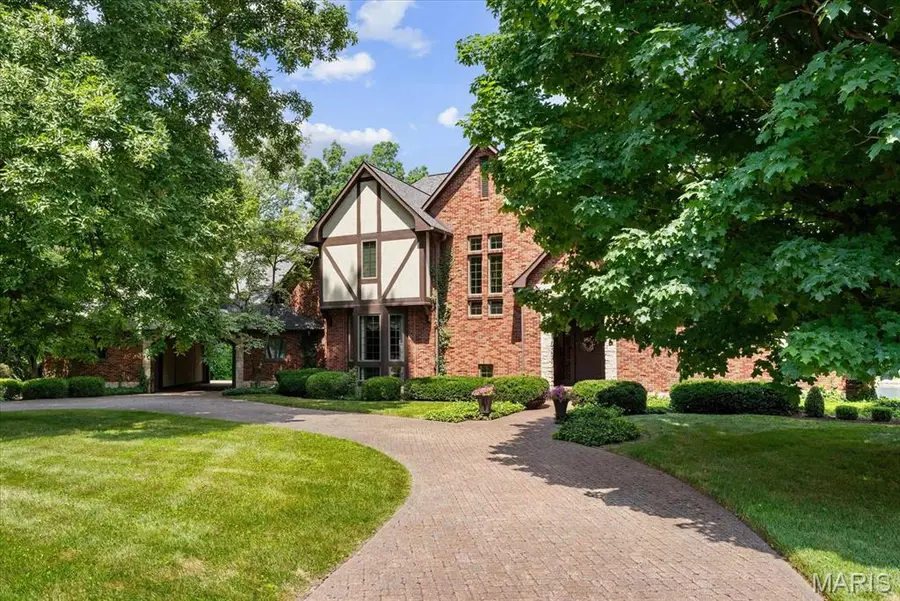 141 Hickory Lake, Belleville, IL 62223 - #2