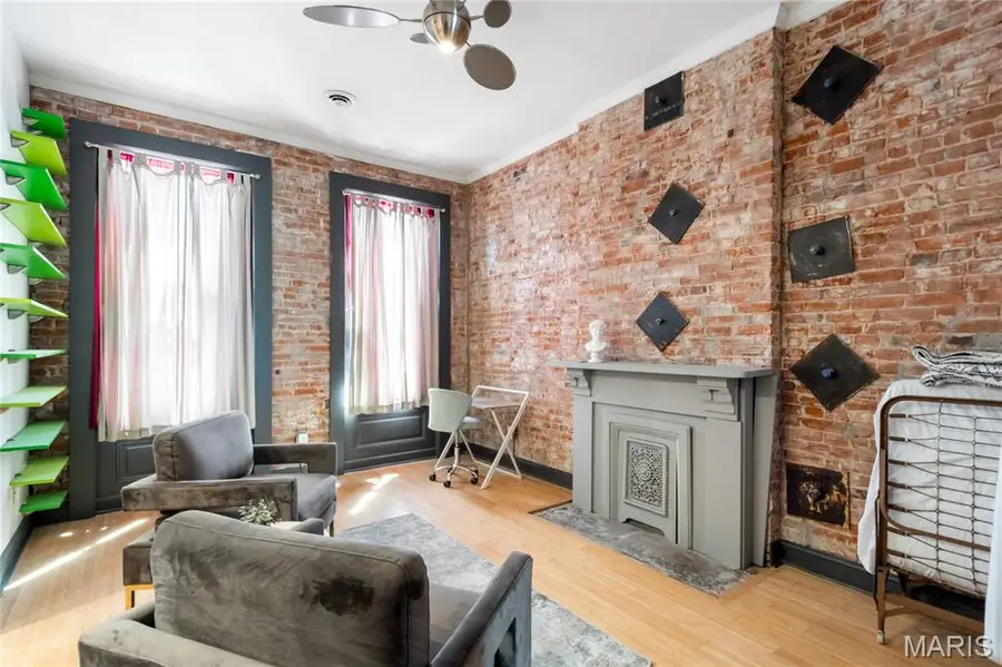 2247 Gravois Avenue, Saint Louis, MO 63104 - Image #3