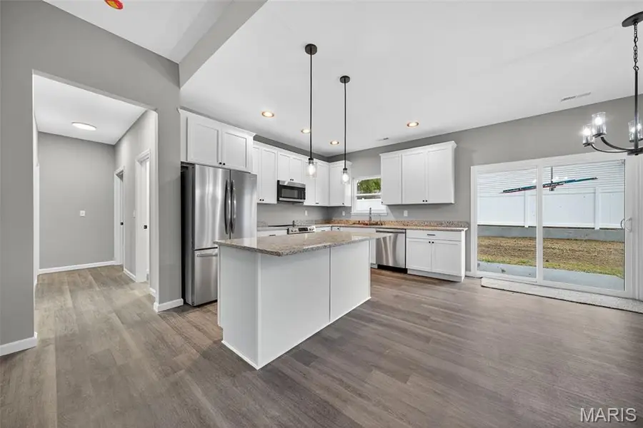 108 Jimmy H Drive, Jonesburg, MO 63351 - Image #2