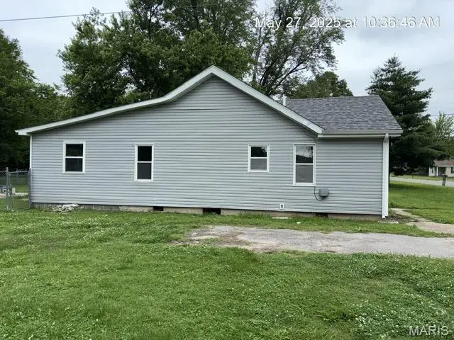 327 Illinois Avenue, Sikeston, MO 63801 - Image #2