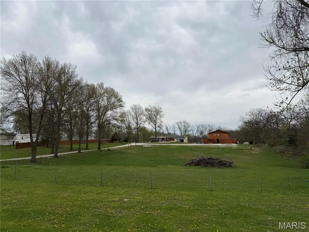 480 N Lindsey Road, Winfield, MO 63389 - Image #1
