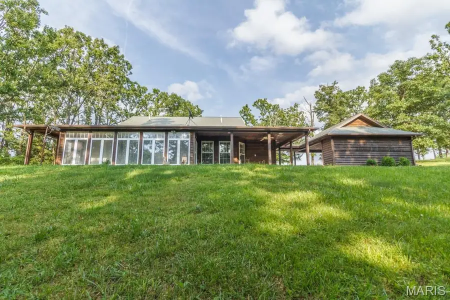 19395 Ripley Drive, Lebanon, MO 65536 - Image #2