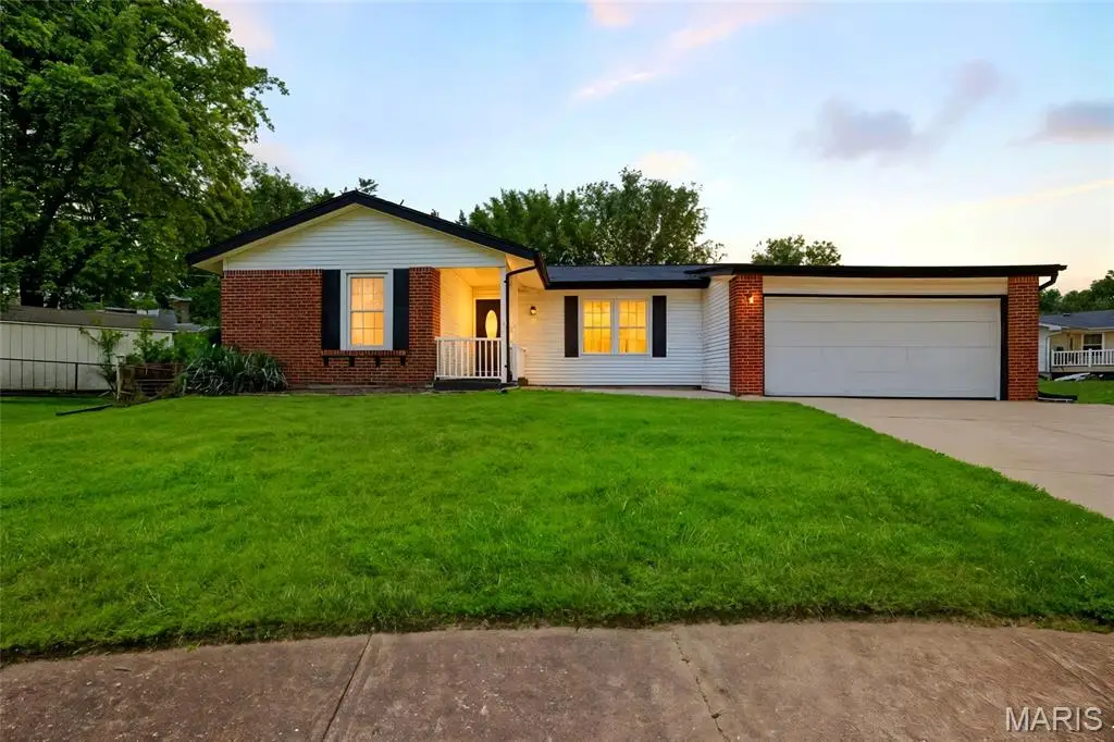 683 Greenholme Court, Fenton, MO 63026 - Image #1