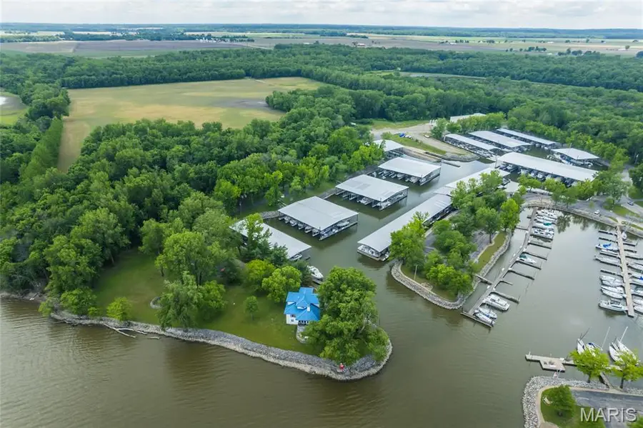 380 Yachtview Drive, West Alton, MO 63386 - Image #2