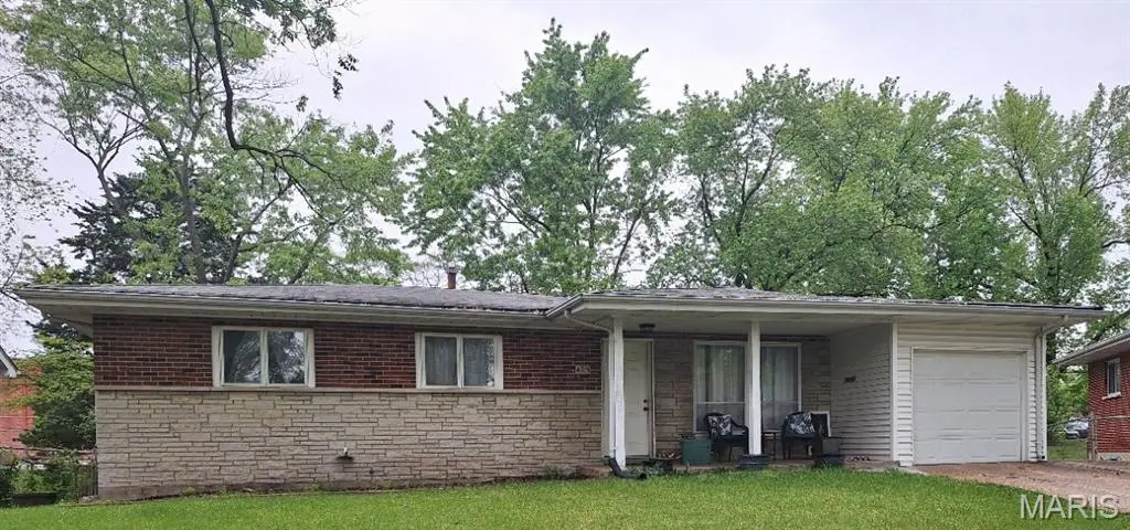 425 Gerald Avenue, Florissant, MO 63031 - Image #1