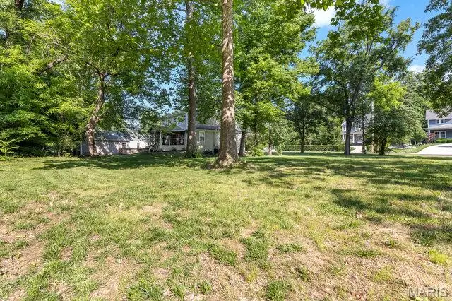 426 W Kirkham Avenue, Webster Groves, MO 63119 - Image #2