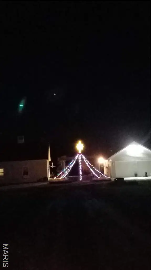 16055 S J D Sapp Road, Hartsburg, MO 65039 - Image #3