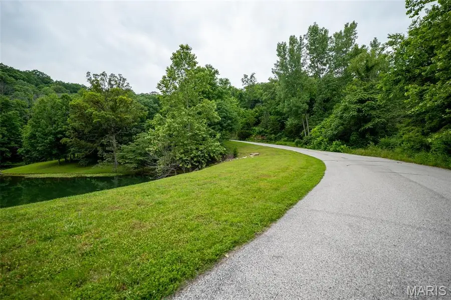 Address Withheld By Seller, Augusta, MO 63332 - Image #2