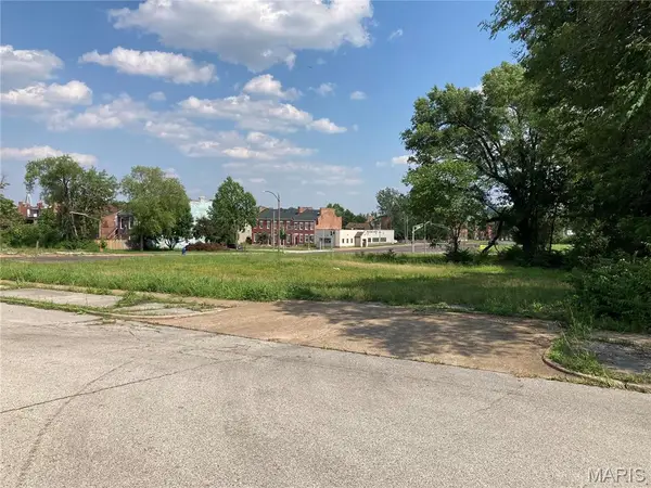 1528 Benton Street, St Louis, MO 63106