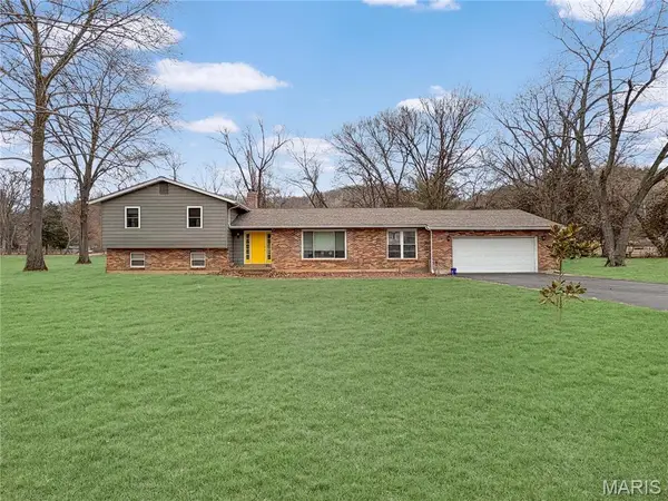 5967 Town And Country Lane, House Springs, MO 63051