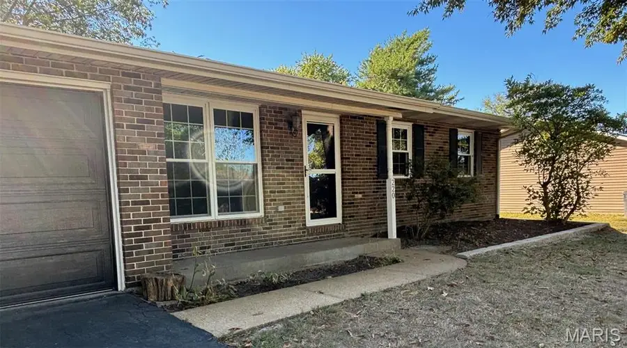 220 Country Meadow Lane, Belleville, IL 62221 - Image #3