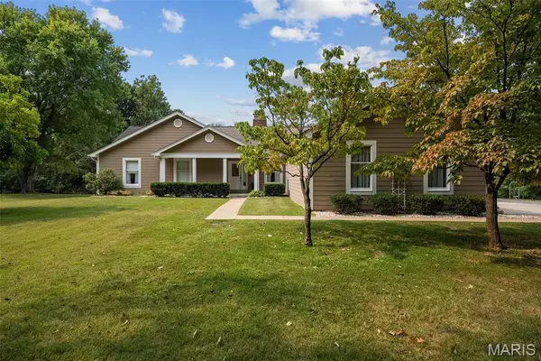 3832 Fleur Du Bois Drive, Florissant, MO 63034