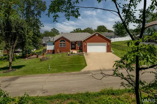 2582 Stone Ridge Drive, Poplar Bluff, MO 63901