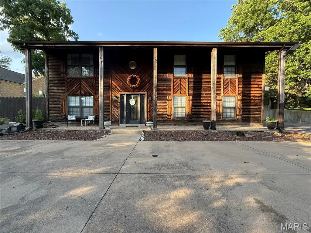 10755 Kennerly Road, Sunset Hills, MO 63128 - Image #1