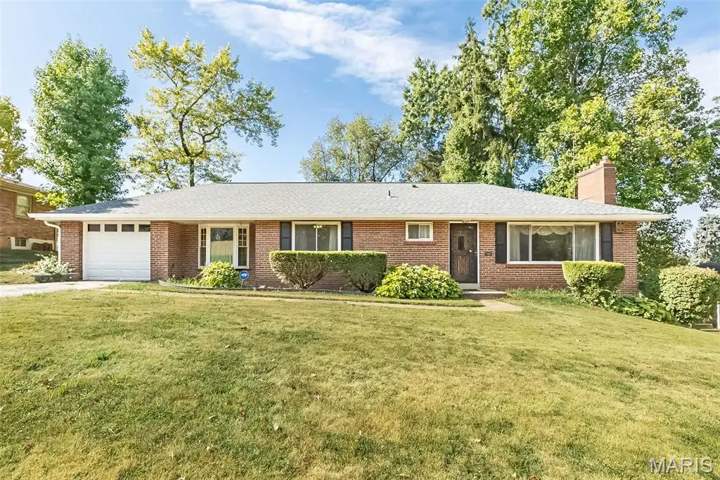 150 Signal Hill Drive, Cool Valley, MO 63121 - Image #1