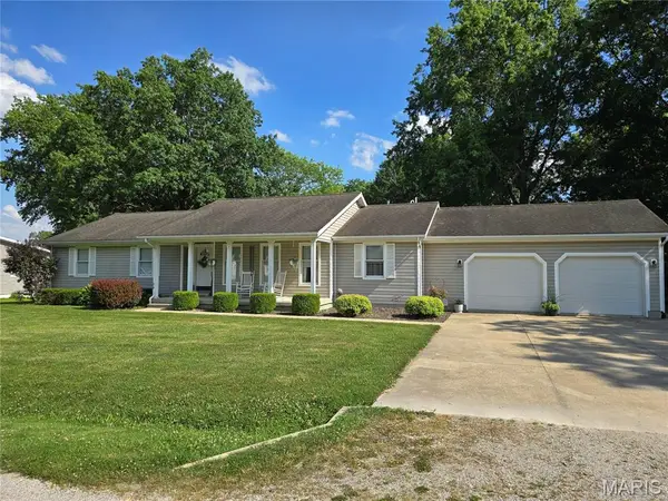 310 E 1st Street, Ramsey, IL 62080