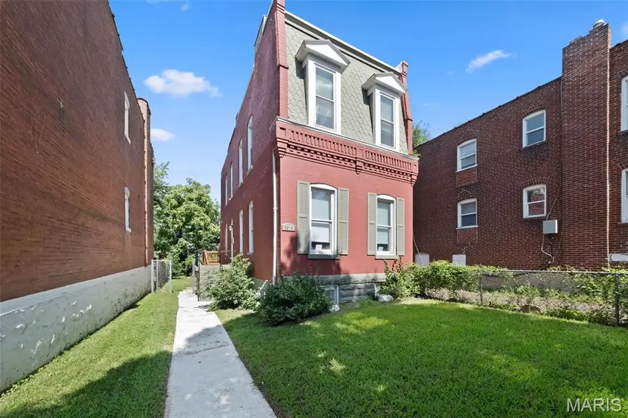 3615 Nebraska Avenue, Saint Louis, MO 63118 - Image #2