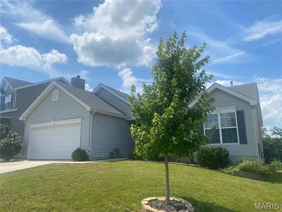 145 Champions Lane, Wentzville, MO 63385 - Image #2