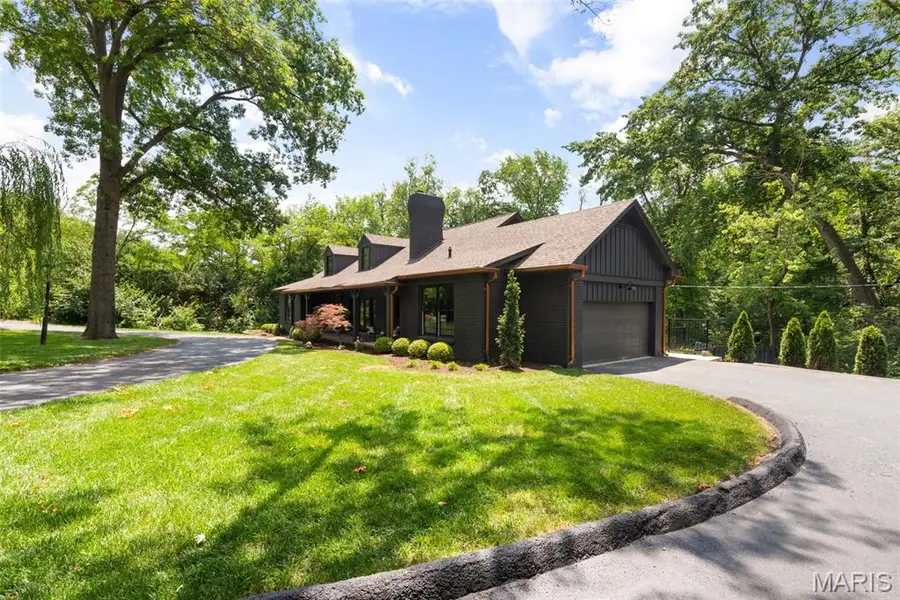 9 Sumac Lane, Saint Louis, MO 63124 - Image #3