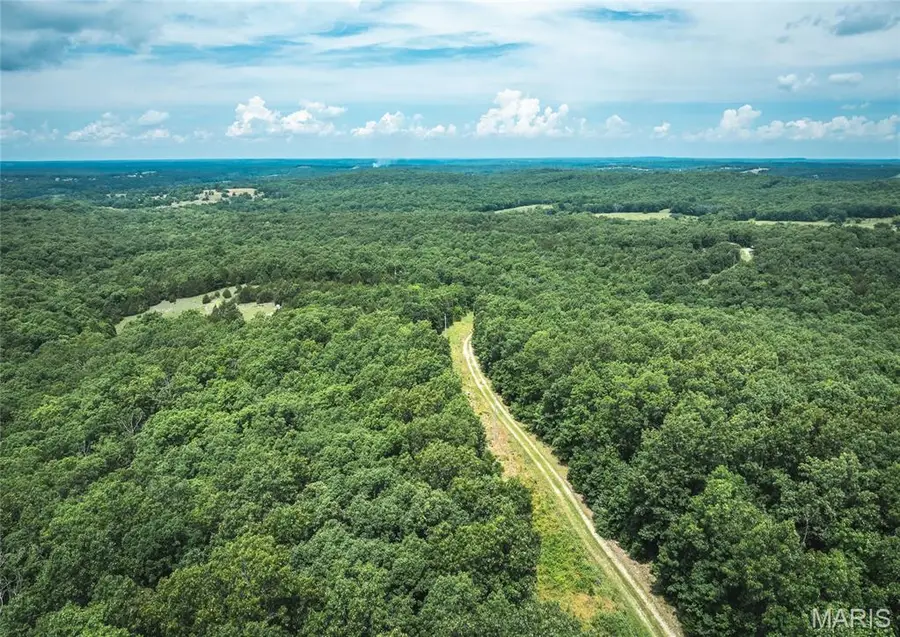 000 Rolling Rock Road, Richland, MO 65556 - Image #2