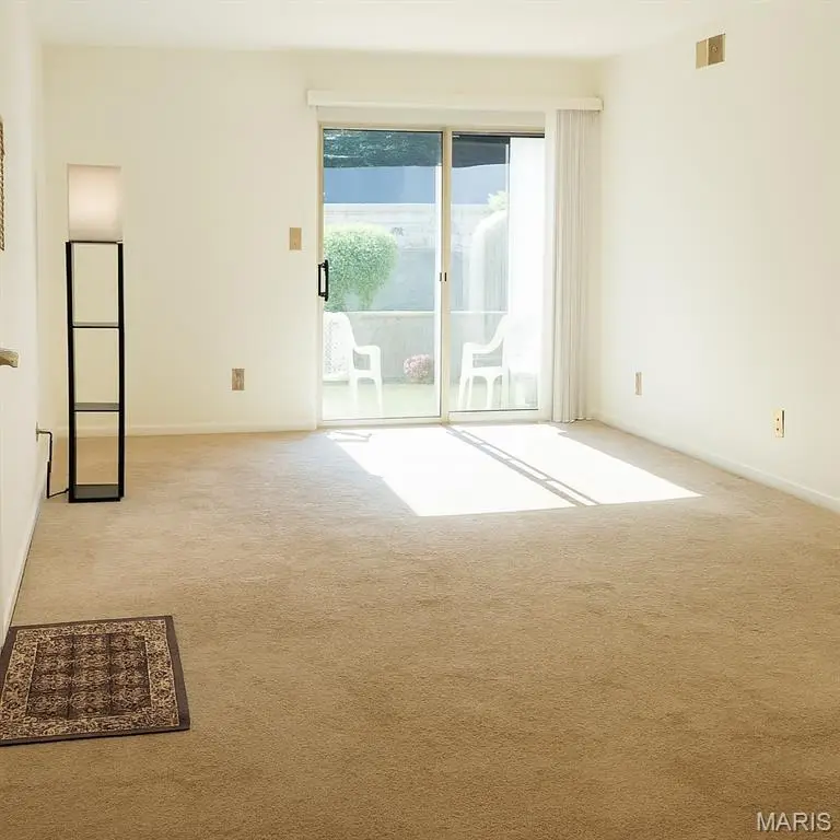 1239 Creve Coeur Crossing Lane #C, Chesterfield, MO 63017 - Image #3