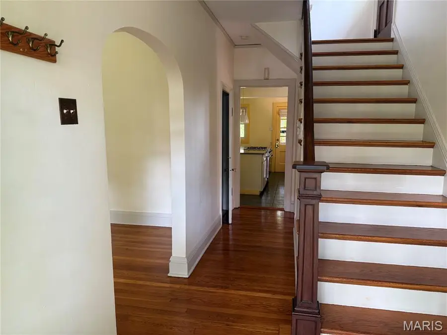 6624 Pershing Avenue, Saint Louis, MO 63130 - #3