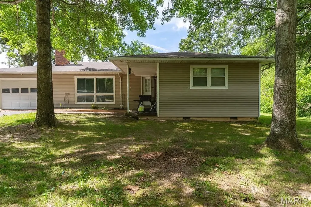 19954 Ironwood Lane, Lebanon, MO 65536 - Image #1